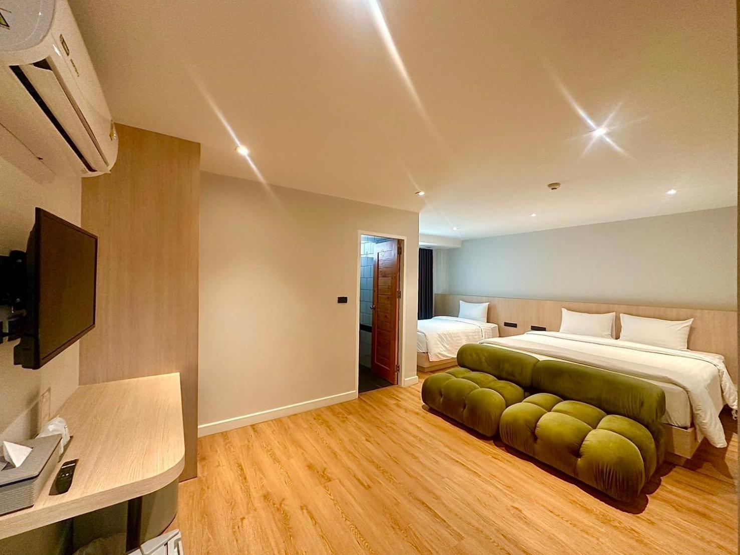 V1 Boutique Hotel Канчанабури Экстерьер фото